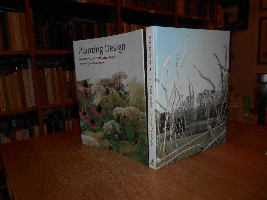 Planting Design. Gardens in time and space. PIET OUDOLF and NOEL KINGSBURY 2005 - immagine 5