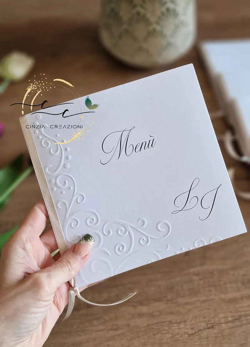 Menu semplice con rilievo onde