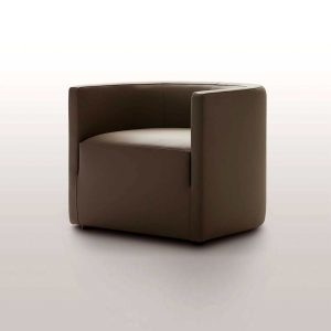 Poltrona bassa moderna curva Idroscalo