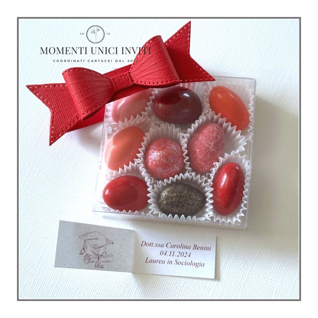 Scatolina quadrata degustazione 9 confetti Laurea con fiocco - immagine 3