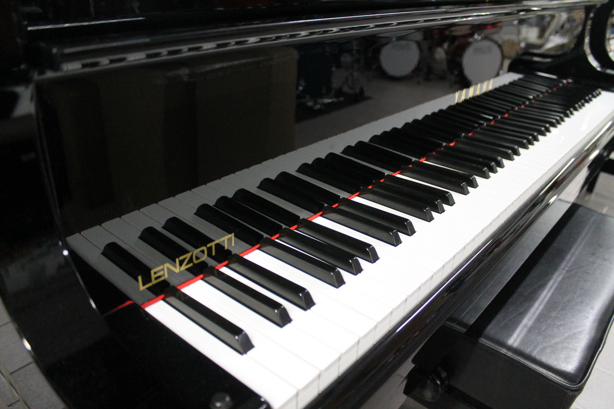 Yamaha G2 Pianoforte a Coda Ricondizionato - immagine 3